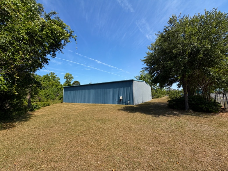 More Photos Of 7173 Cross County Rd, North Charleston Industrial For Lease