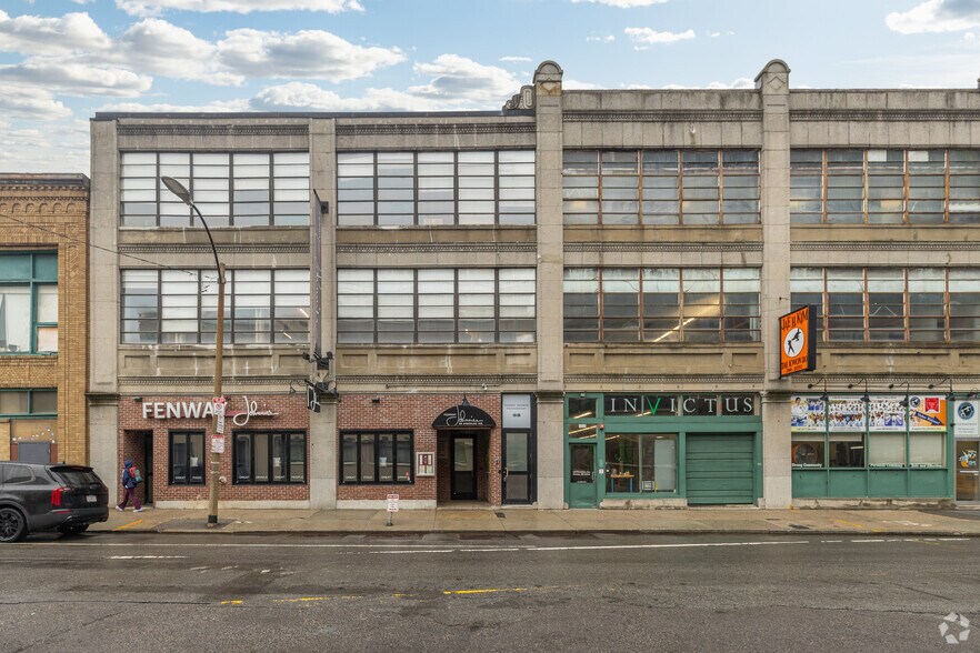 More Photos Of 98 Brookline Ave, Boston Loft Creative Space For Lease