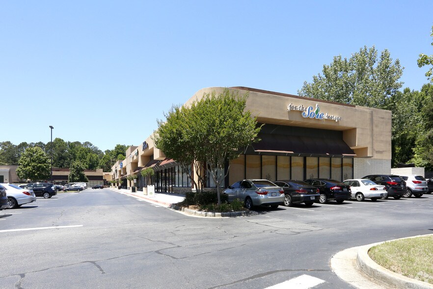 More Photos Of 6690 NE Roswell Rd, Atlanta Unknown For Lease