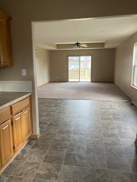 More Photos Of 3005-3033 S Shrank Cir, Independence Apartments For Sale