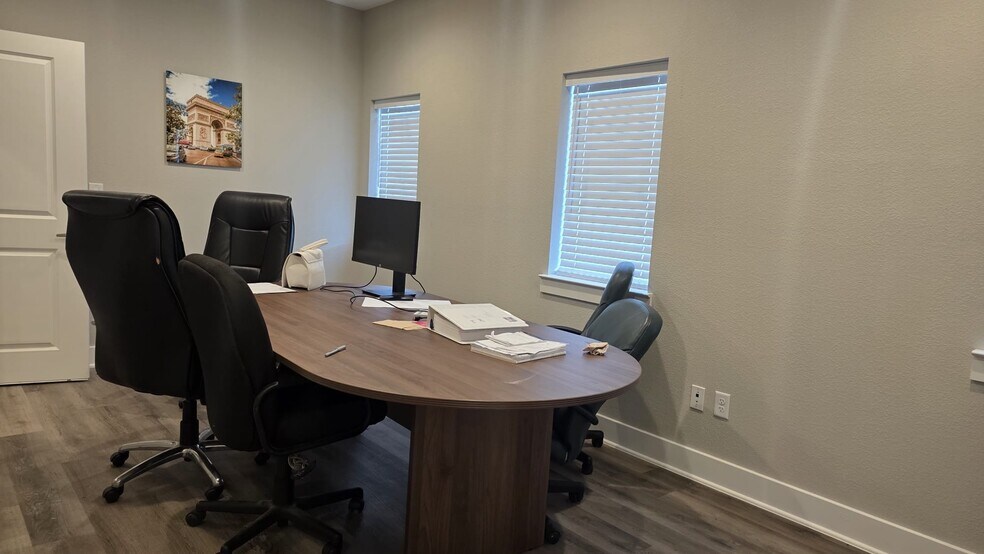 More Photos Of 23219 Red River Dr, Katy Medical For Sale
