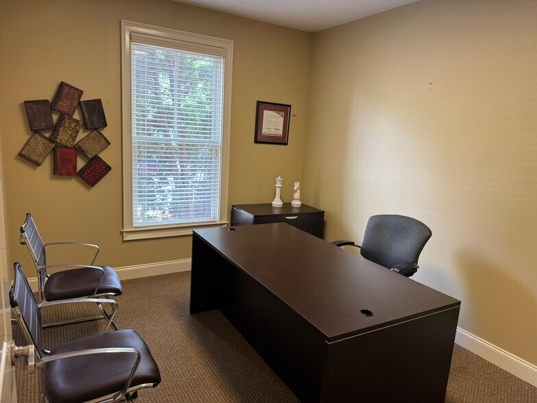 More Photos Of 1325 Satellite Blvd, Suwanee Office For Sale