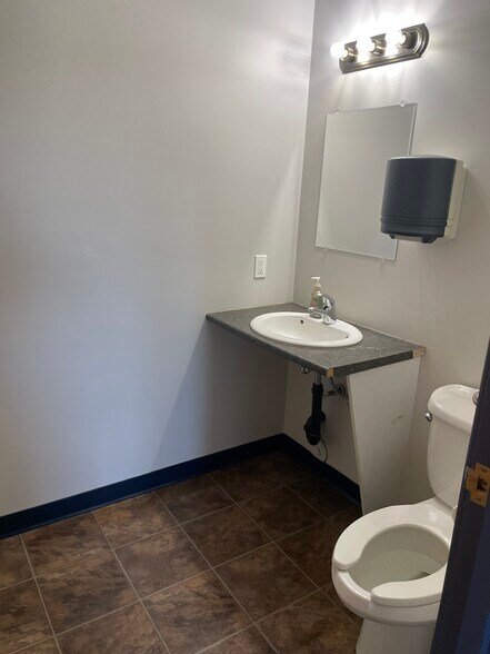 More Photos Of 4304 62, Barrhead Warehouse For Sale