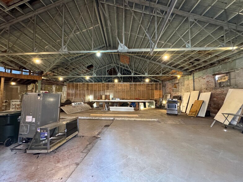 More Photos Of 20 Isaac St, Norwalk Restaurant For Lease