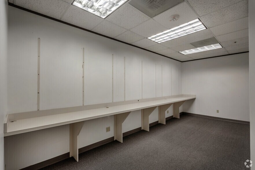 Photo of 9th Floor Ste 900