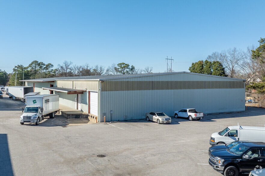 More Photos Of 2321 Hope Mills Rd, Fayetteville Unknown For Lease
