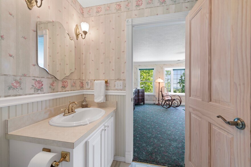 More Photos Of 48212 Clear Creek Rd, Halfway Hospitality For Sale