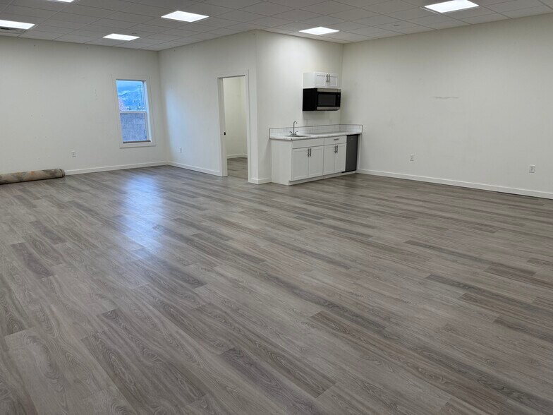 More Photos Of 155 Mill Town Loop, Bozeman Office For Lease