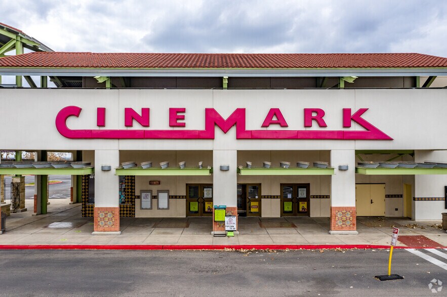 More Photos Of 4100 S New Braunfels Ave, San Antonio Unknown For Lease