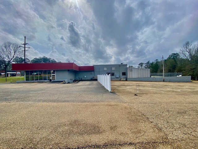 More Photos Of 1030 Longleaf Rd, Mccomb General Retail For Sale