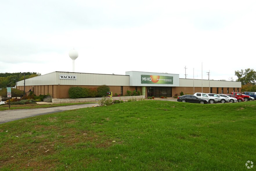 Primary Photo Of 600 S Wagner Rd, Ann Arbor Flex For Sale