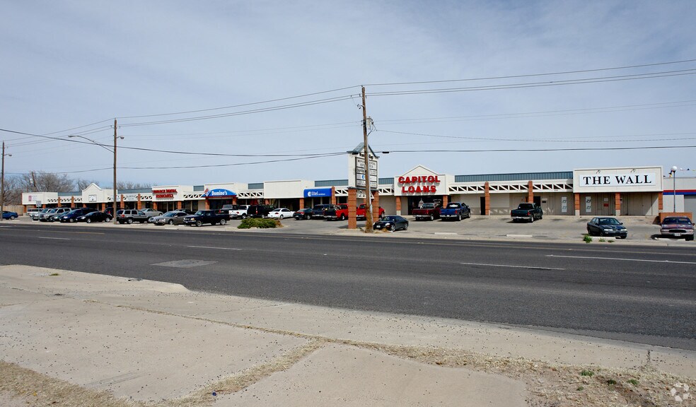 More Photos Of 2802-2826 County Rd W, Odessa Storefront For Lease