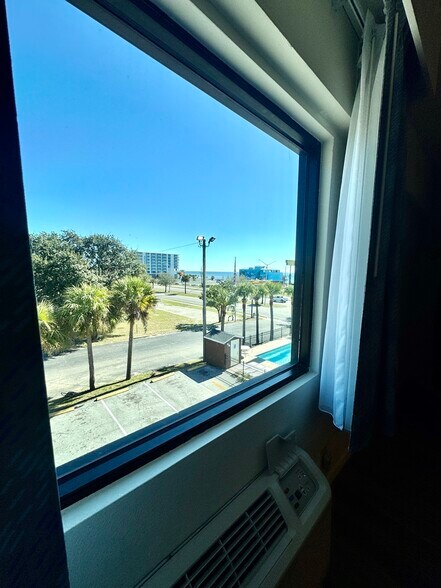 More Photos Of 1768 Beach Blvd, Biloxi Hotel For Sale