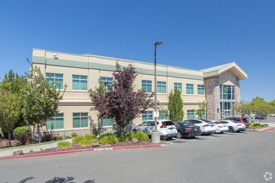Primary Photo Of 5 Medical Plaza Dr, Roseville Medical For Lease