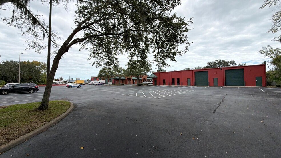 More Photos Of 1440 N Nova Rd, Daytona Beach Unknown For Lease