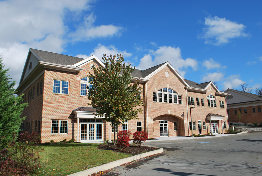 Primary Photo Of 400 Old Forge Ln, Kennett Square Medical For Lease