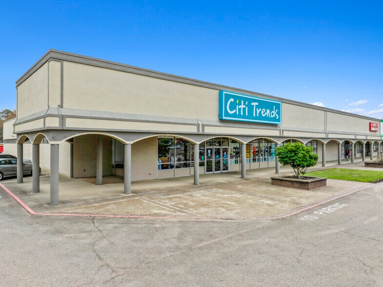 More Photos Of 201 Alabama St, Columbus Unknown For Lease