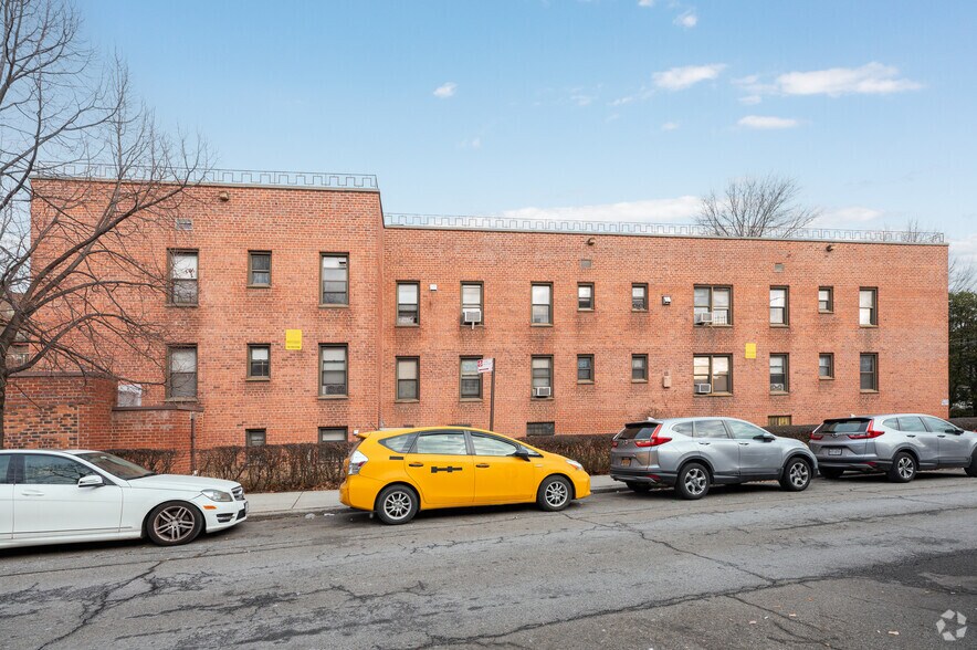 More Photos Of 37-31 149th St, Flushing Apartments For Sale