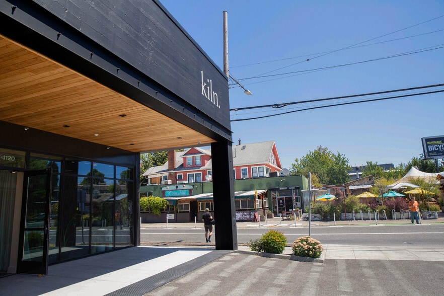 More Photos Of 1120 SE Madison St, Portland Coworking Space