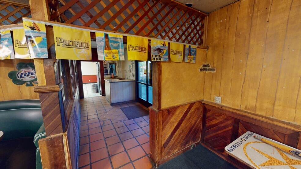 More Photos Of 1000-1044 E Avenue K, Lancaster Unknown For Lease