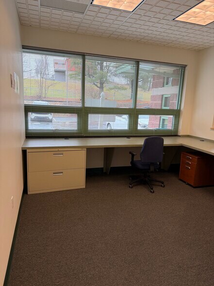 More Photos Of 4203 Route 66, Apollo Storefront Retail Office For Lease
