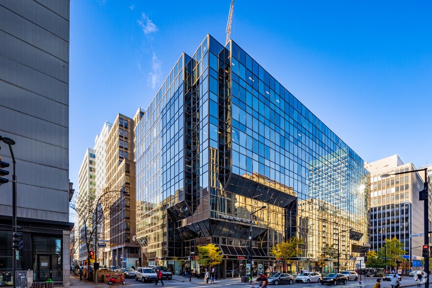 More Photos Of 2000 Rue Peel, Montréal Office For Sale