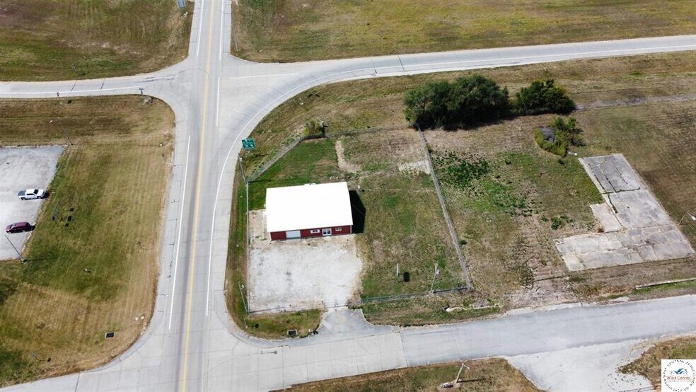 More Photos Of 14981 Centerline Ave, Cole Camp General Retail For Sale