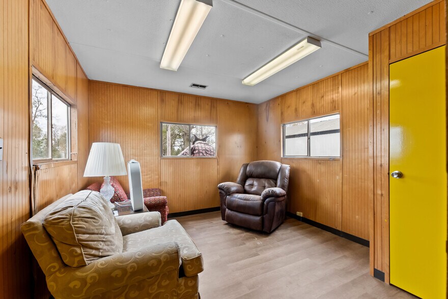 More Photos Of 24317 AL-59, Robertsdale Office For Sale