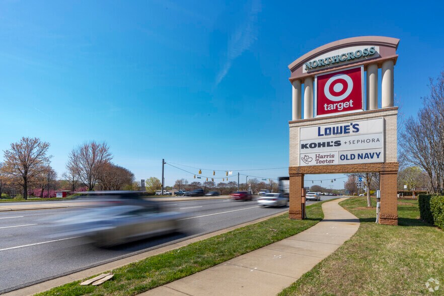 More Photos Of 9645-9759 Sam Furr Rd, Huntersville Unknown For Lease