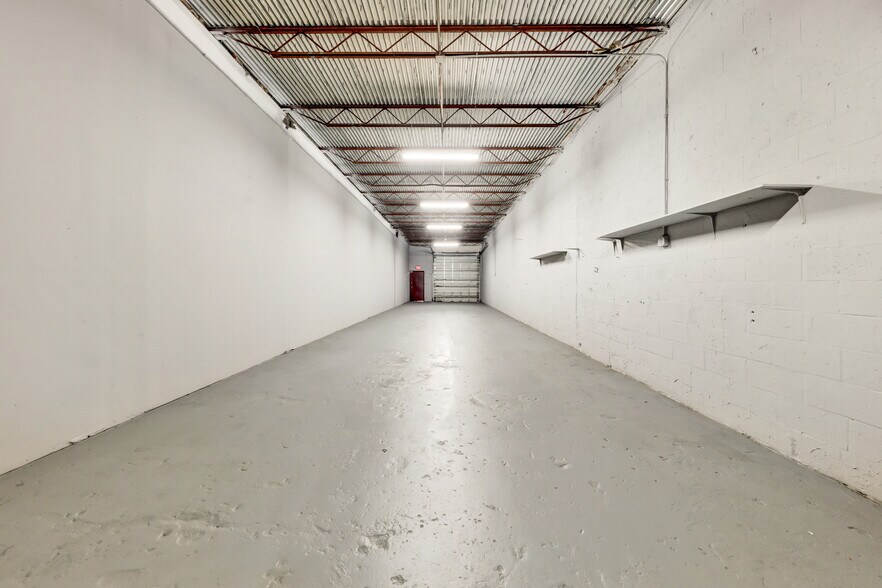 More Photos Of 1840-1862 NW 29th St, Oakland Park Warehouse For Lease