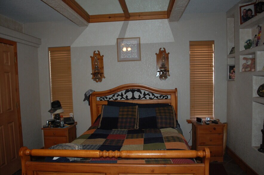 More Photos Of 18811 SE 243rd St, Hawthorne Specialty For Sale