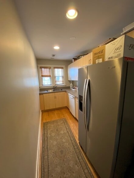 More Photos Of 5 S 6th Ave, La Grange Office For Sale