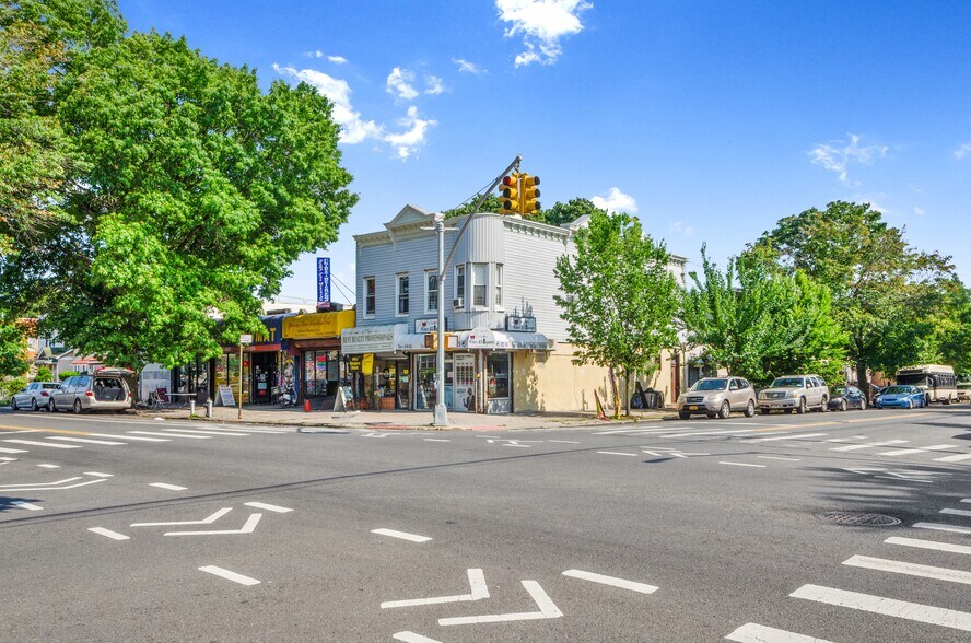 More Photos Of 3602-3604 Clarendon Rd, Brooklyn Storefront Retail Residential For Lease