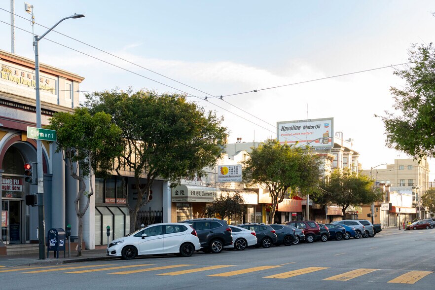More Photos Of 637-639 Clement St, San Francisco Storefront Retail Residential For Sale
