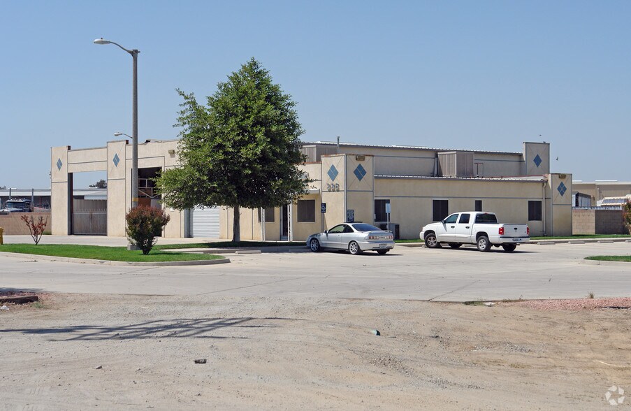 More Photos Of 336 E Ellis Ave, Perris Service For Lease