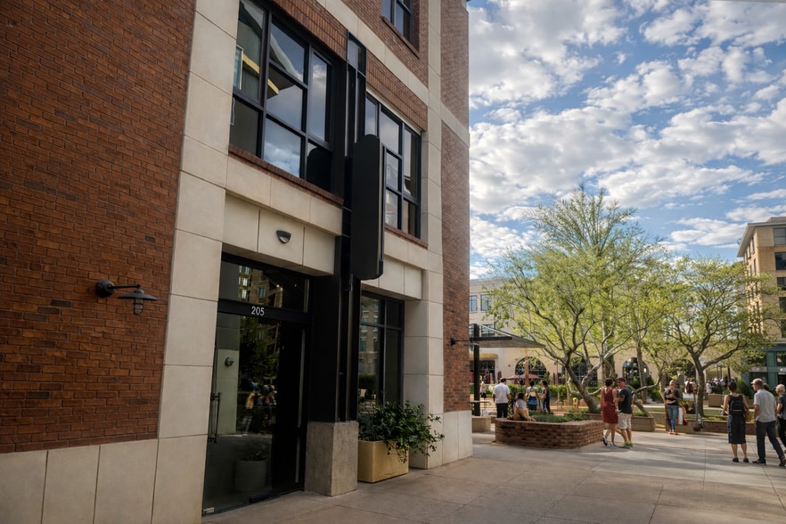 More Photos Of 7144 E Stetson Dr, Scottsdale Office For Sale