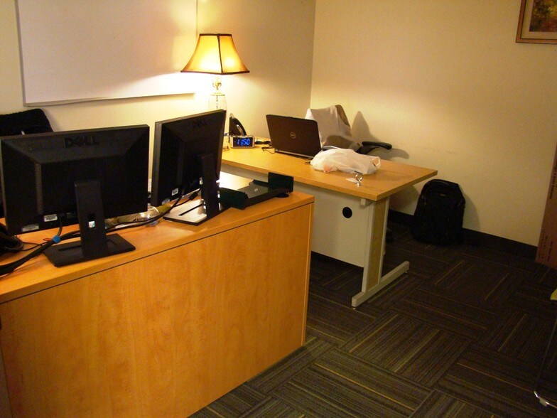 More Photos Of 4269 Pearl Rd, Cleveland Office For Lease