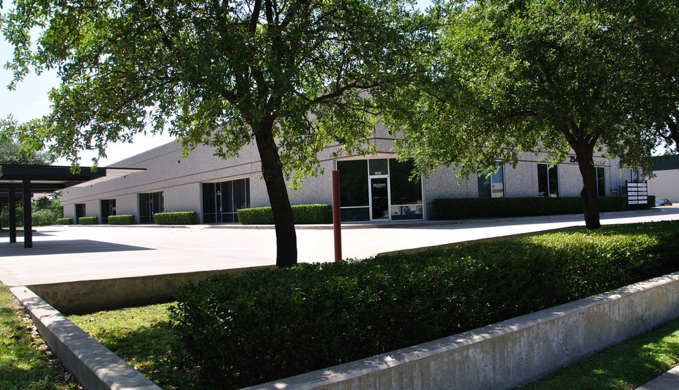 More Photos Of 2544 Tarpley Rd, Carrollton Light Distribution For Lease