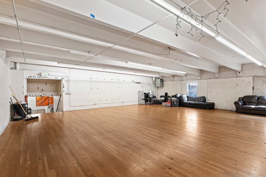 More Photos Of 3701 Washington Blvd, Ogden Freestanding For Sale