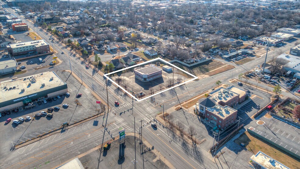 More Photos Of 302 S Lewis Ave, Tulsa Medical For Lease