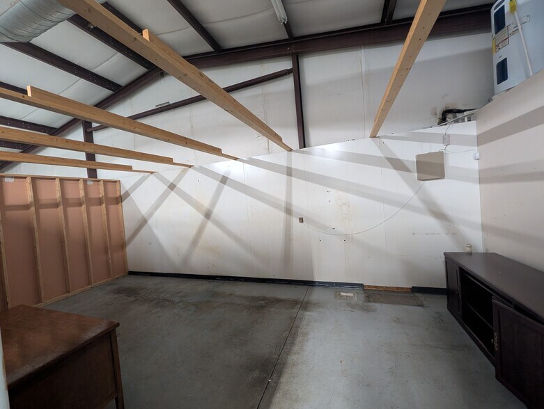 More Photos Of 5106 Wilkinson Blvd, Cramerton Freestanding For Lease