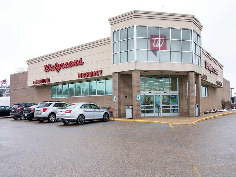 More Photos Of 710 Spring St, Petoskey Drugstore For Sale