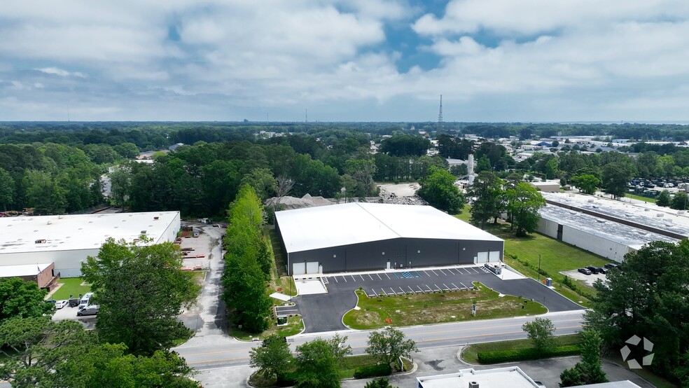 Primary Photo Of 324 E St, Hampton Warehouse For Sale