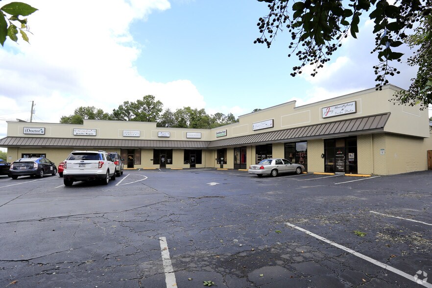 More Photos Of 75 Old Trolley Rd, Summerville Unknown For Lease