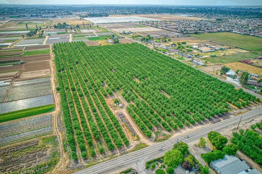 Primary Photo Of 1581 S Temperance Ave, Fresno Land For Sale