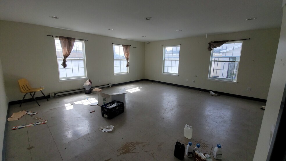 More Photos Of 59 Parry St, Luzerne Specialty For Sale