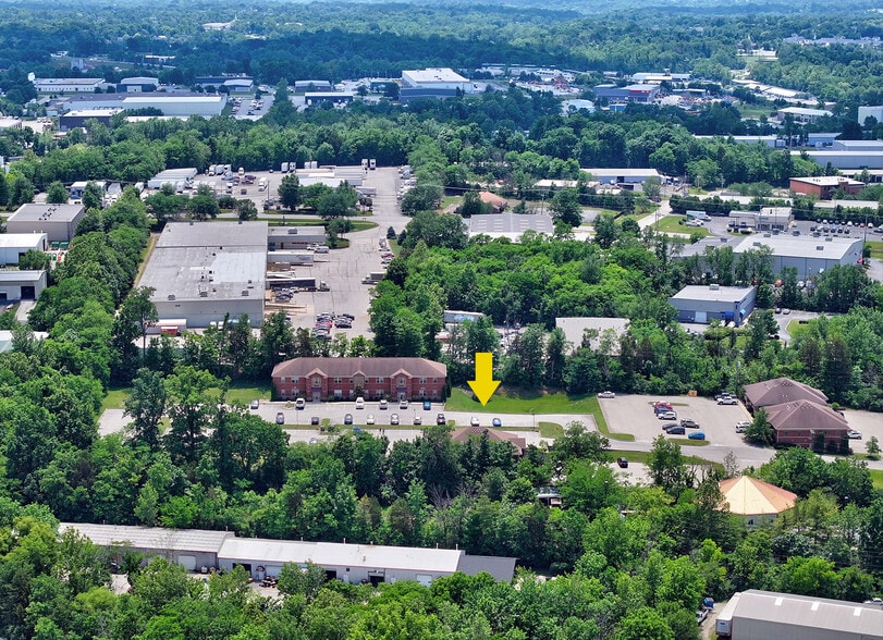 More Photos Of 10609-10611 Watterson Center Ct, Louisville Office For Sale