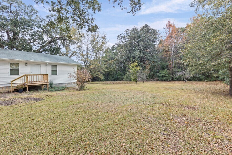 More Photos Of 6606 Old Shell Rd, Mobile Office For Sale