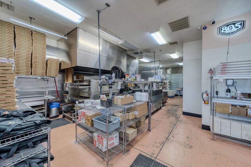 More Photos Of 832 Gemstone Ave, Bullhead City Restaurant For Sale