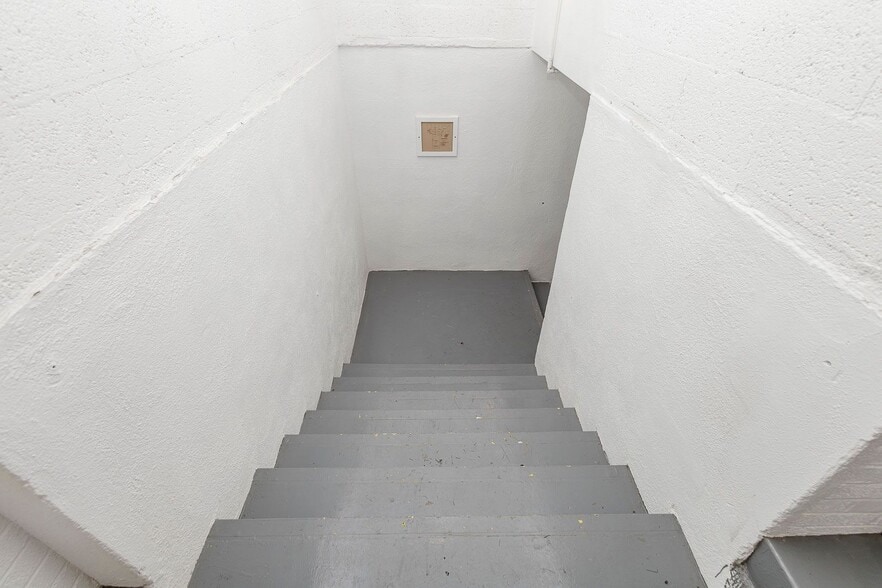 More Photos Of 856 S Green St, Wichita Religious Facility For Sale
